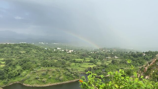 Bahubali Hills Udaipur | Stunning Aravalli Mountain Views, Sunset Point, Lake Badi Scenery, Scenic Nature Spot & Cinematic Travel Video