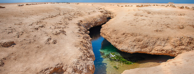 Crack after earthquake in Ras Mohammed National Park, Egypt © marcorubino