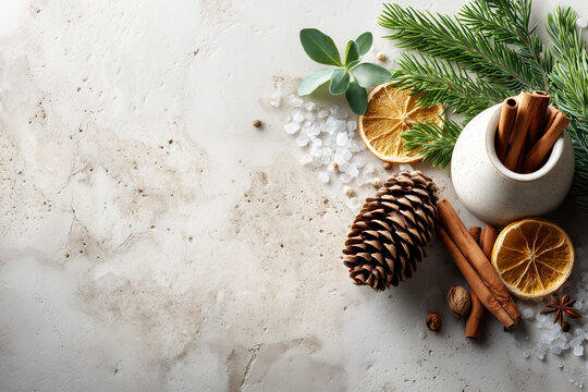 Winterliches Still Life mit Trockenorangen, Zimt und nat&uuml;rlichen Deko-Elementen