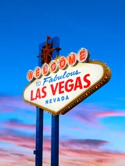 Fototapete Las Vegas Welcome to Fabulous Las Vegas Sign. Logo Removed. The beautiful sunset sky in the background.   © somchaij