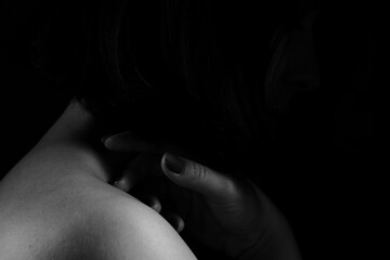 Obraz premium Serene environment highlights affectionate interactions and emotional unity