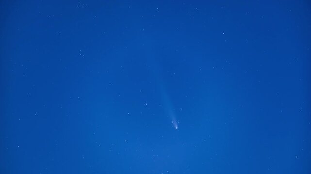 Comet C 2023 A3 200mm Astrophotography Time Lapse