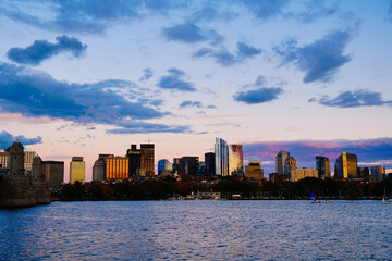 Fototapeta premium Boston, Massachusetts, USA: 10 25 2025: Boston Charles river sunset fall landscape