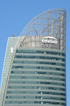 Tour T1, si&egrave;ge social du groupe producteur d&rsquo;&eacute;nergie Engie &agrave; La D&eacute;fense, Paris, le 2 avril 2021