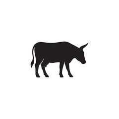Fototapeta premium Bold black bull silhouette evoking strength and resilience, ideal for finance, agriculture, or rugged outdoor branding that embodies tradition and lasting power
