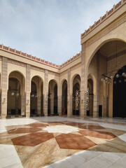 Fototapeta premium The Al-Fateh Mosque, also known as the Al-Fateh Islamic Center and as the Al Fateh Grand Mosque, is a large mosque, located in Manama, Bahrain.