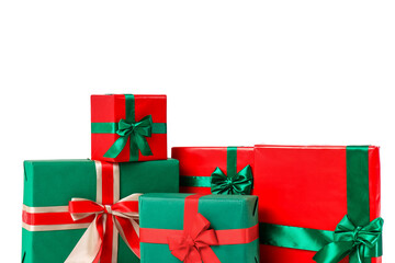 Fototapeta premium Red and green Christmas gift boxes on white background