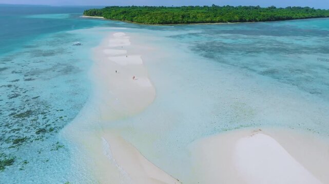 4K Aerial Of Mansalangan Sandbar, Balabac, Longest White Sandbar in Palawan
the longest sandbars in the region, this video captures the massive stretch of gentle white sand emerging from the sea