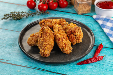 Golden crispy fried chicken wings