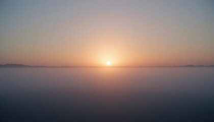 Fototapeta premium Soft Sunrise Glow in Pastel Hazy Atmosphere