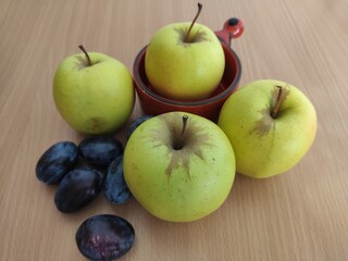 bowl of fresh fruit