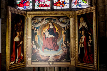 Obraz premium La Cathédrale Notre-Dame-de-l'Annonciation de Moulins sur Allier en France