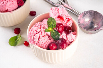 Cranberry ice cream