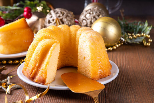 Christmas round bundt cake