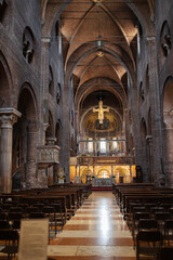 Fototapeta premium Central Aisle of the Cathedral in Modena, Italy