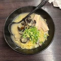 しえる　貝汁を感じるラーメン