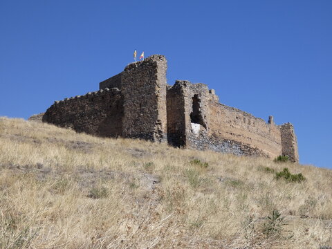 El castillo de Trasmoz es una fortaleza ubicada en la localidad zaragozana de Trasmoz, en las proximidades de la sierra del Moncayo. 
