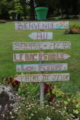 Sign at entrance gate - Serre d'Auteuil - Paris - France