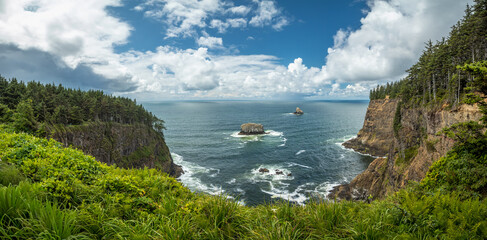 Cape Meares' stunning ocean cliffs