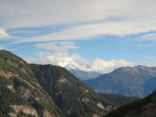 Paysage enneigé à Crans-Montana – Suisse