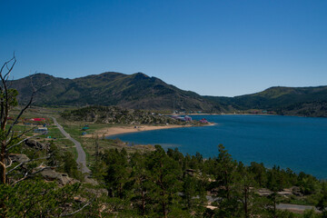Fototapeta premium A resort town on the coast in the mountains