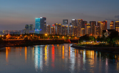 Fototapeta premium landscape night view of Chengdu waterfront