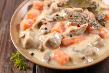 veal cooked with cream and carrot, blanquette de veau