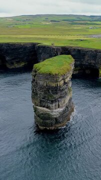 D&uacute;n Briste - Downpatrick Head - 4K Cinematic Vertical Drone Footage - Co.Mayo Ireland_003