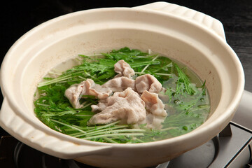 豚肉のはりはり鍋