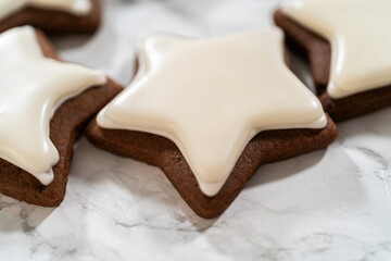 Perfectly Icing Star Cookies with Royal Icing