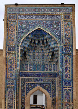 ISLAMIC ART AND ARCHITECTURE IN UZBEKISTAN