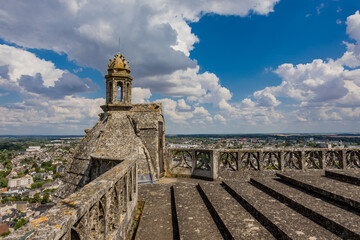 Au haut de la Tour de la Cath&eacute;drale Saint-&Eacute;tienne de Bourges en France