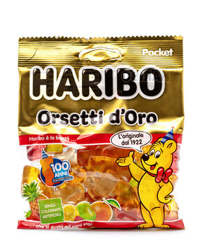 Haribo Orsetti d'oro,Goldbears pocket,sachet of gummy candies,product package on white background.