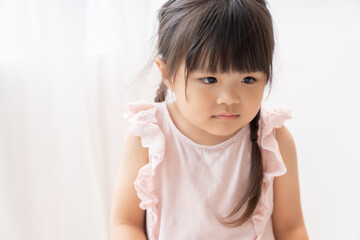 3歳の女の子　不機嫌