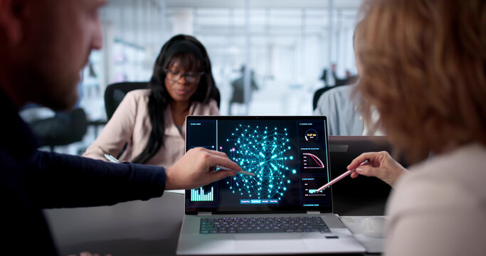 Software Engineers Meet To Discuss AI Algorithm Research