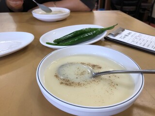 식당 크림 수프