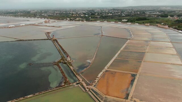Salina Saline dello Stagnone Trapani Sycylia solanka