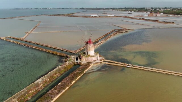 Salina Saline dello Stagnone Trapani Sycylia solanka