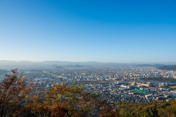 日本の香川県高松市屋島のとても美しい秋の風景