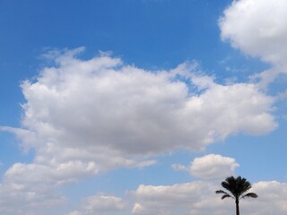 Obraz premium Fabulous Cloudscape in a magical blue sky 