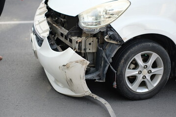 Front Car Get Damaged By Accident