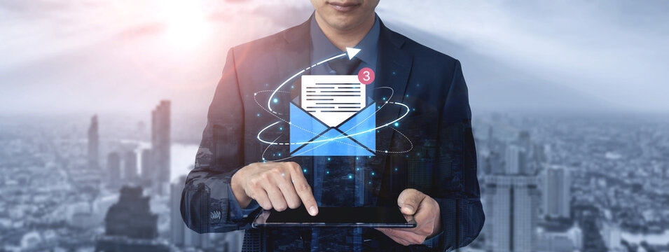 Concept of digital communication and correspondence. Receiving a new message or notification in an email inbox, representing online information exchange and alerts. Fermion - Powered by Adobe