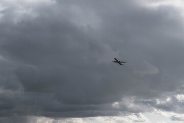 関西国際空港・展望デッキ、ターミナルと滑走路を一望できるデッキ、大阪、日本