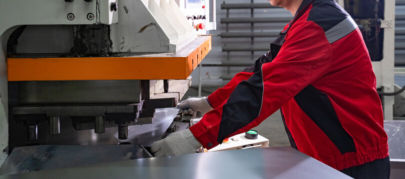 areas for the production of tableware made of sheet iron, buckets for water, conveyor belt