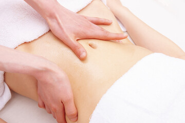 お腹のマッサージ