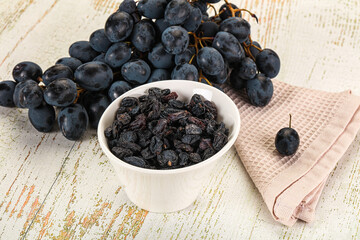 Dry ripe sweet blue raisin