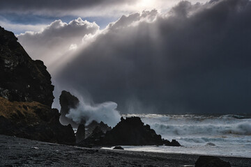 Winterstorm at Djúpalónssandur beach