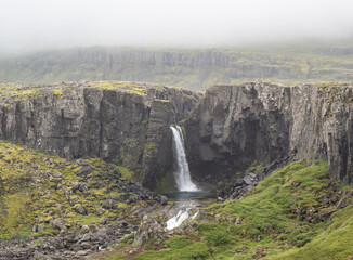 Obraz premium The waterfall Folaldafoss in Iceland