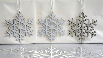 Christmas green energy eco friendly snowflake ornaments create festive atmosphere with sustainable decoration ideas for holiday celebrations