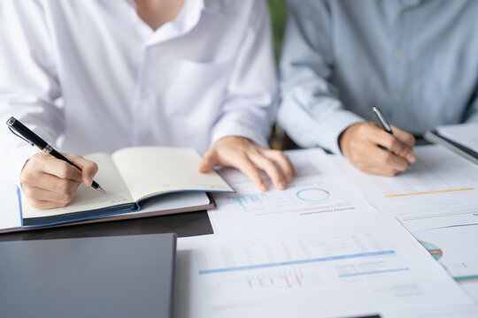 Business People Meeting Design Ideas professional investor working new start up project. Concept. business planning in office.